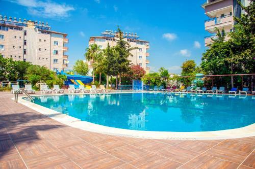Hotel Grand Bahama Beach Otel