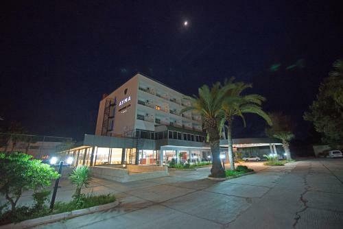 Hotel Ayma Beach Resort