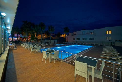 Hotel Ayma Beach Resort