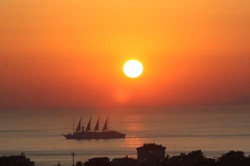 Whispering Sands Self Catering Apartment Resort