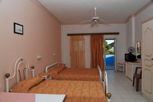 Aparthotel Efstathia Hotel
