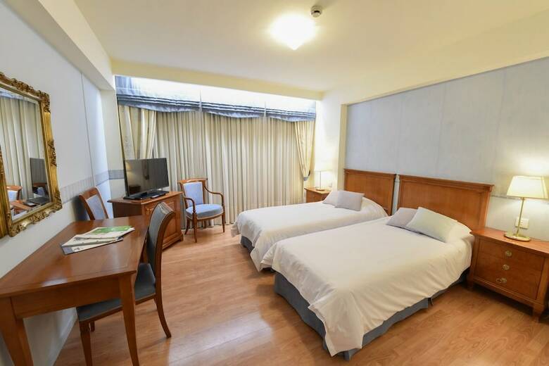 Hotel Poseidon Palace