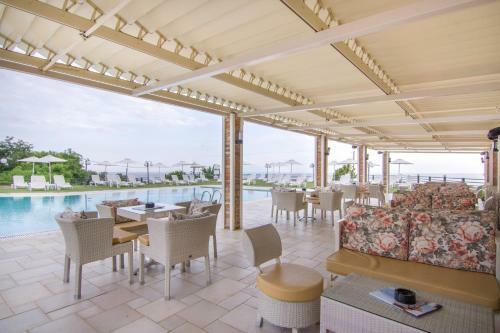 Aparthotel Ismaros Hotel