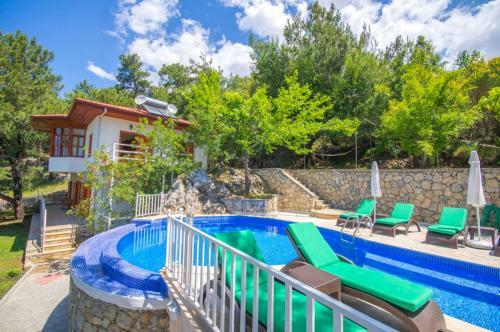 Margaz Villa Sleeps 8 Pool Air Con Wifi