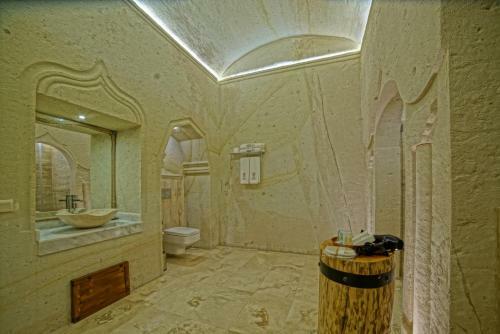Hotel Taru Cave Suites