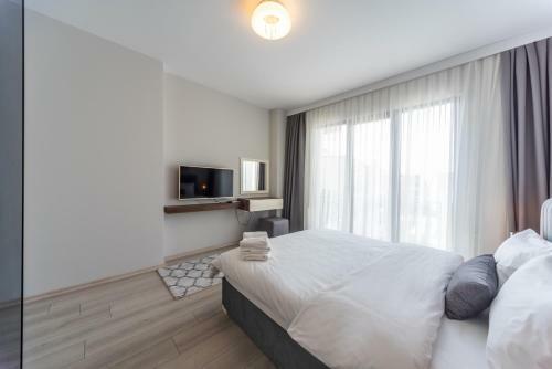 Hotel Green Hills Suites