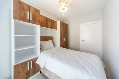 Hotel Green Hills Suites