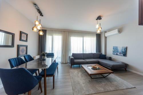 Hotel Green Hills Suites