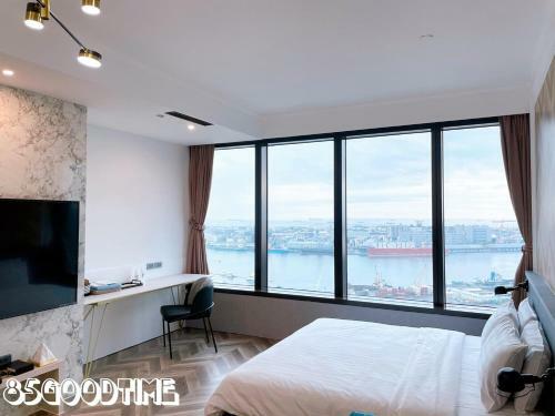 Hostal 85??-??85??