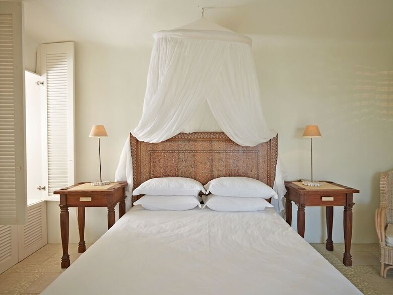 Hotel Aigis Suites