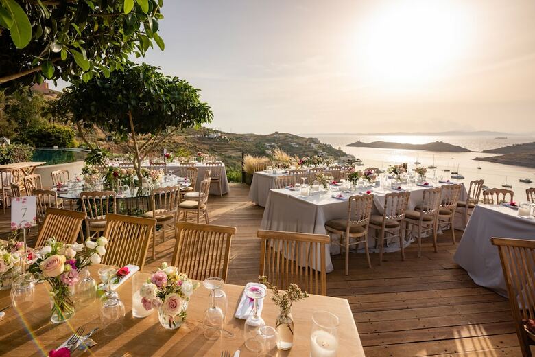 Hotel Aigis Suites