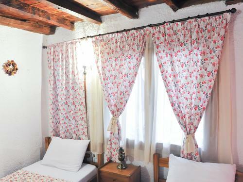Hostal Guesthouse Xenios Zeus