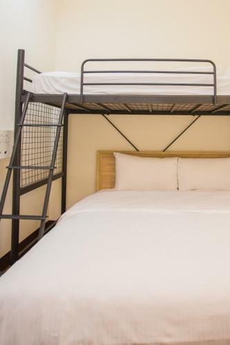Posada Douzi Hotel-xpark. Gloria Outlets. Taoyuan Mrt