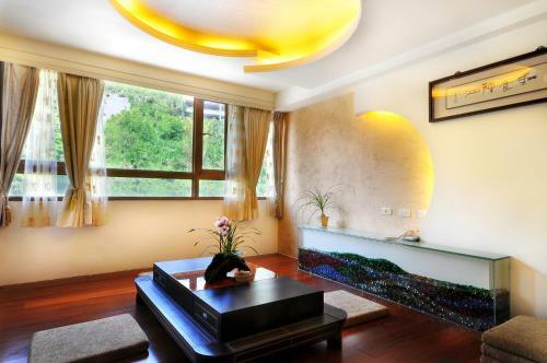 Chief Villa Hot Spring Resort