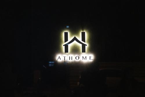Coming Home Apartment ??????