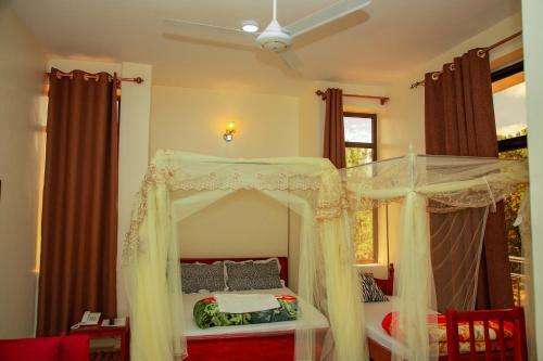 Kilimanjaro White House Hotel