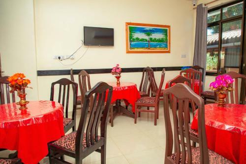 Kilimanjaro White House Hotel