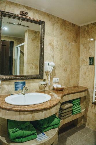Hotel Iv�ncs� Birtok