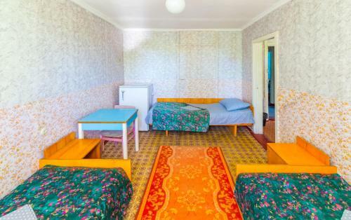Ekonom Hotel