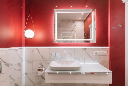 Royal Tower Vip Smart Apartments 4