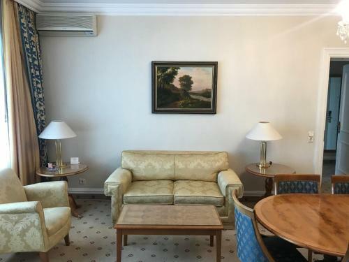 Kiev Lypki Signature Apartments