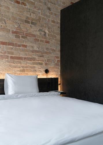 Globe Runner Hotel & Hostel Kyiv City Center