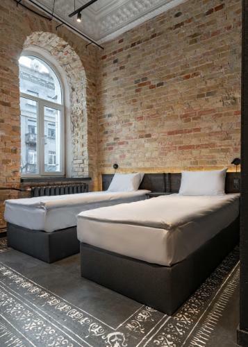 Globe Runner Hotel & Hostel Kyiv City Center