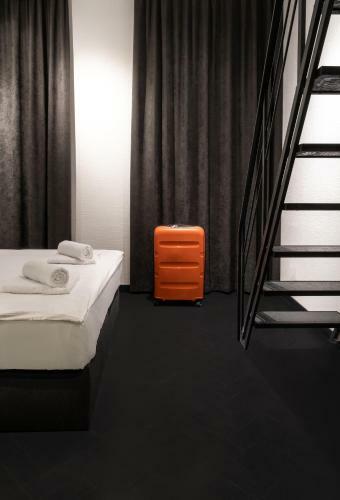 Globe Runner Hotel & Hostel Kyiv City Center