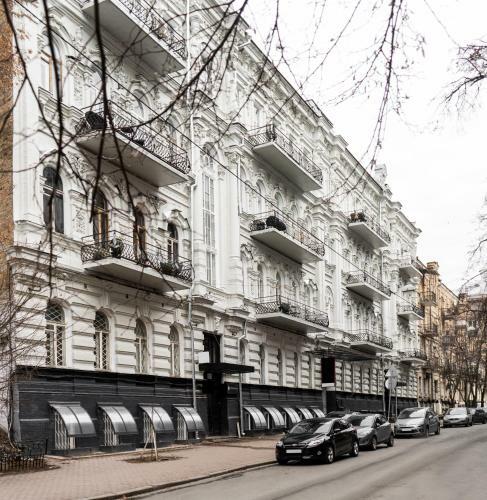 Globe Runner Hotel & Hostel Kyiv City Center
