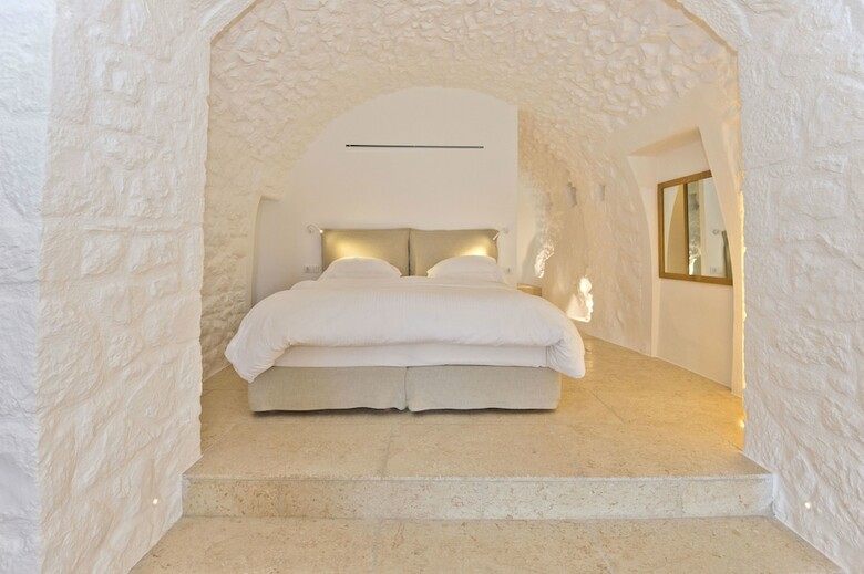 Hotel Pirgos Mavromichali