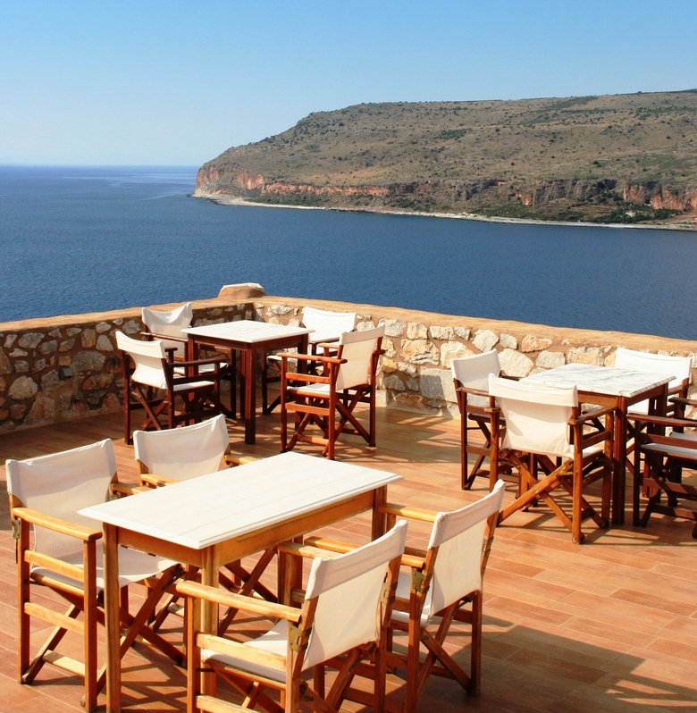 Hotel Limeni Village