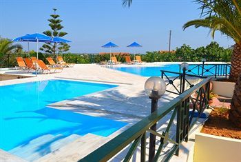 Aparthotel Aloni Suites