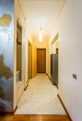 Apartment On Triokhsviatytelska