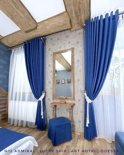 Posada Lucky Ship Art Hotel
