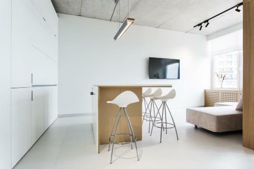 Sea & Sky Apartments