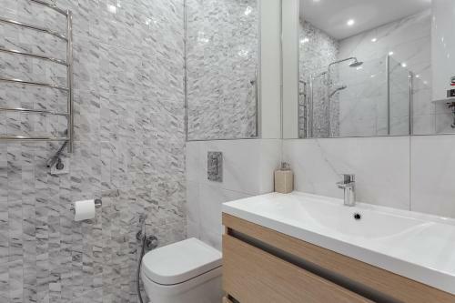 Elegant Apartment In Arcadia