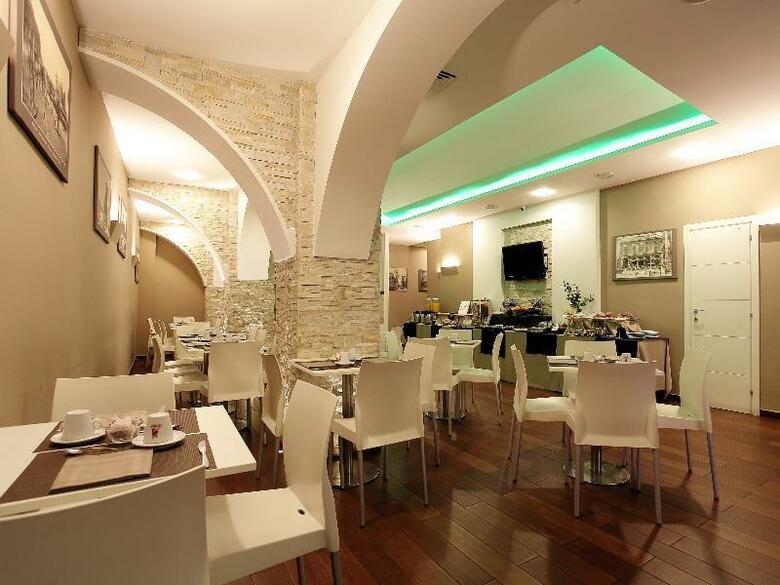 Cristal Palace Hotel