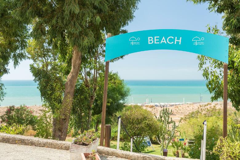 Hotel Paradise Beach
