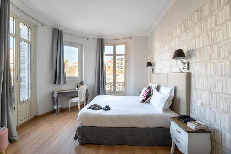 Nouvel Hotel Kinzy