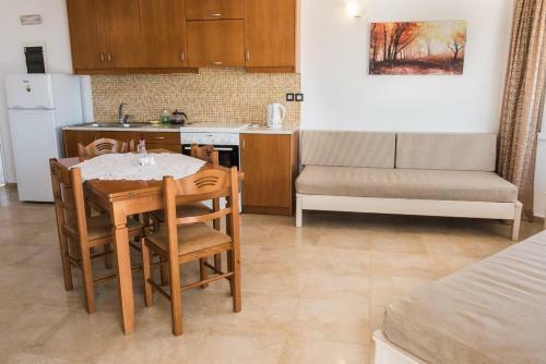 Aparthotel Mythos Beach Hotel Apartments