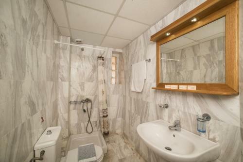 Aparthotel Mythos Beach Hotel Apartments