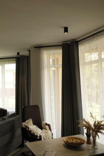 Apartamento Uzhorod 3 Room Lovely House