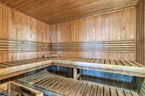 Beachfront Dauphin Island Condo With 2 Pools And Sauna