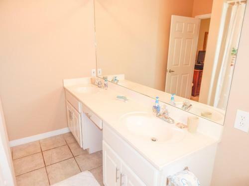 076 Beach Club 301 - Unit A Home