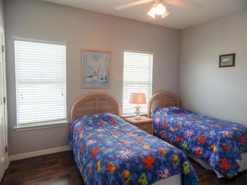 052 Sandcastle 9e Home