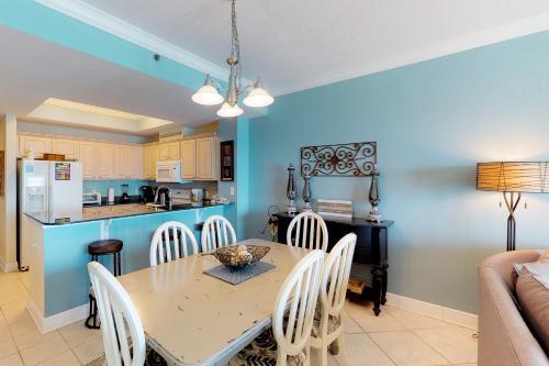 Apartamento Crystal Shores West Condos