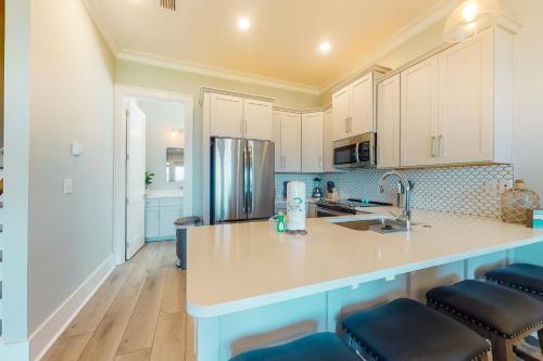 West Side Cottage #q - Coastal Casa