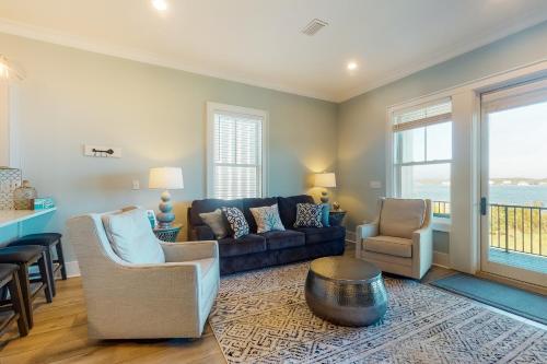 West Side Cottage #q - Coastal Casa