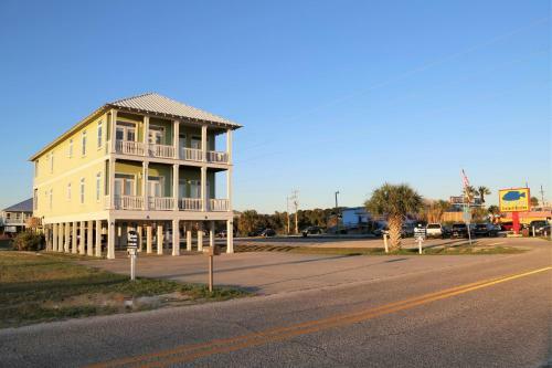 H_the Boardwalk...ch Hangout A Home