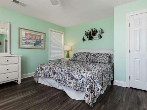 Erica's Sandpiper By Meyer Vacation Rentals